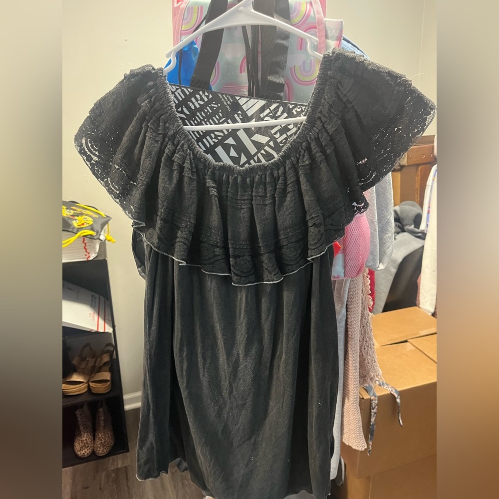 Elegant Ruffled Black Top